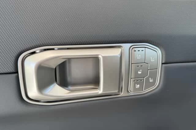 Kia EV4 (2025) thumbnail 15