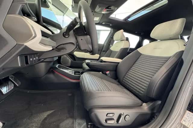 Kia EV4 (2025) thumbnail 16