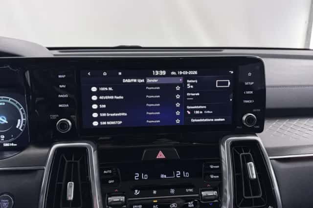 Kia Sorento (2024) thumbnail 16