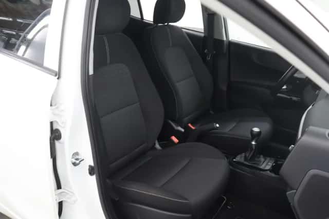 Kia Picanto (2021) thumbnail 11