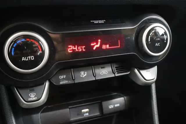 Kia Picanto (2021) thumbnail 20