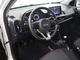 Kia Picanto (2021) thumbnail 7