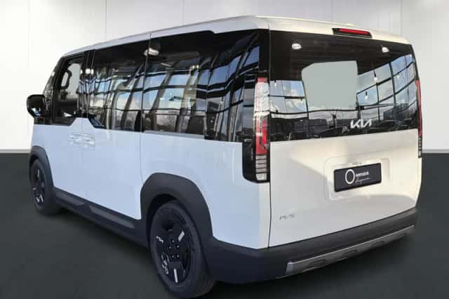 Kia PV5 Passenger (2026) thumbnail 18
