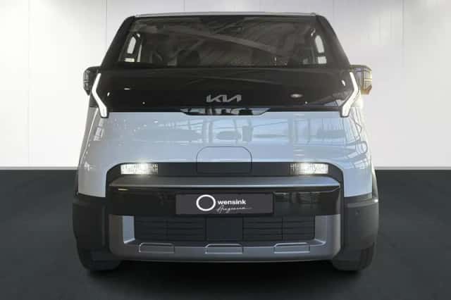 Kia PV5 Passenger (2026) thumbnail 3