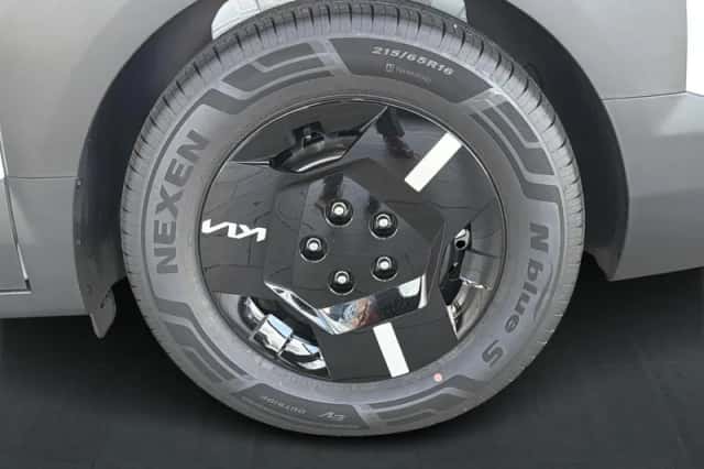 Kia PV5 Passenger (2026) thumbnail 24