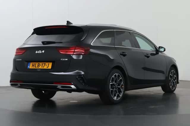 Kia Ceed Sportswagon (2025) thumbnail 2