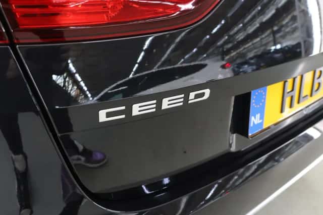 Kia Ceed Sportswagon (2025) thumbnail 39