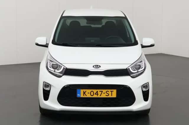 Kia Picanto (2021) thumbnail 3