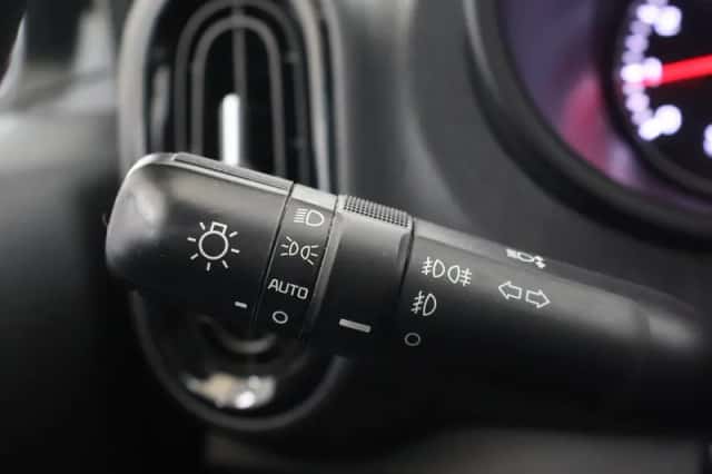 Kia Picanto (2021) thumbnail 30