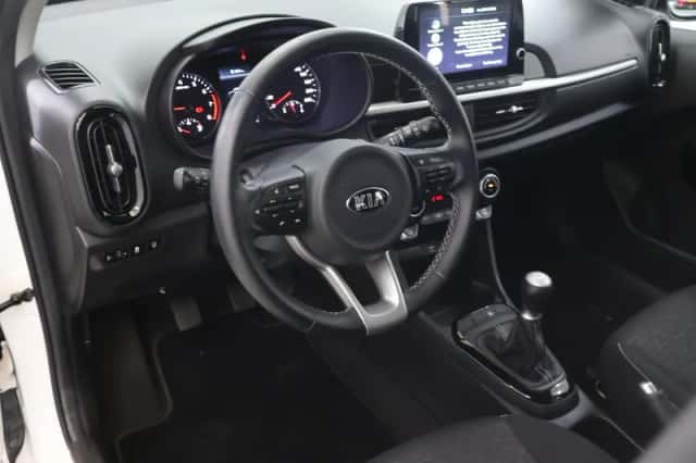 Kia Picanto (2021) thumbnail 7