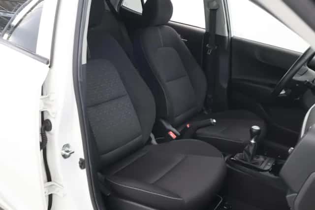Kia Picanto (2021) thumbnail 10