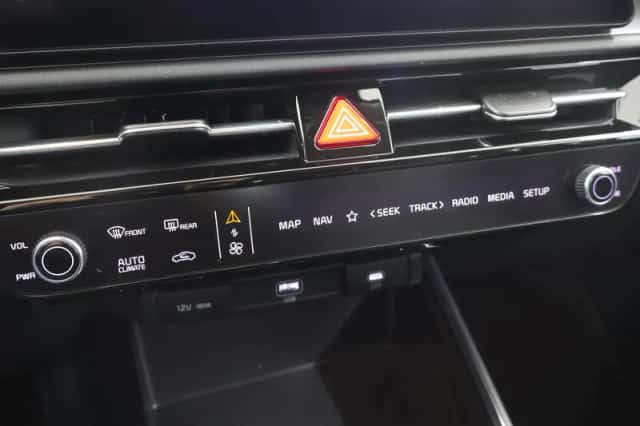 Kia Niro (2025) thumbnail 25
