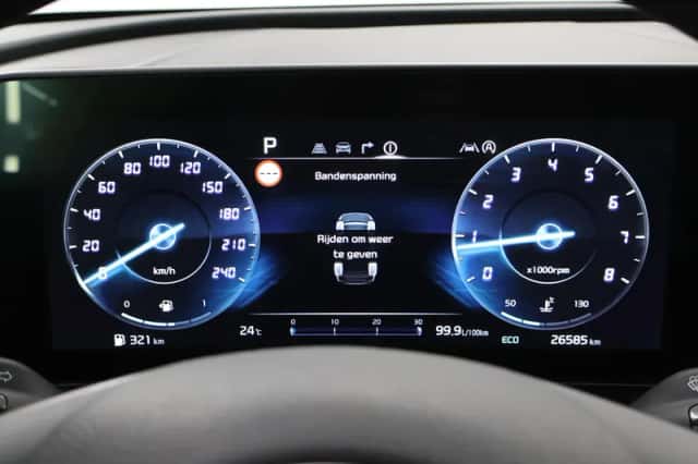 Kia Sportage (2024) thumbnail 12