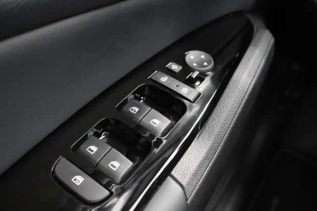 Kia Sportage (2024) thumbnail 35