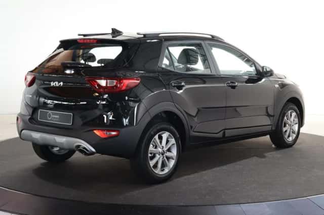 Kia Stonic (2025) thumbnail 2