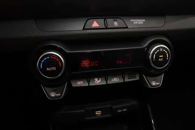 Kia Stonic (2025) thumbnail 11