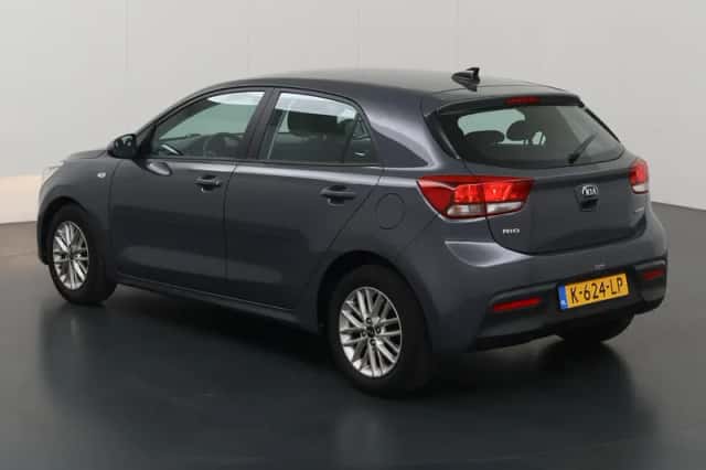 Kia Rio (2021) thumbnail 22