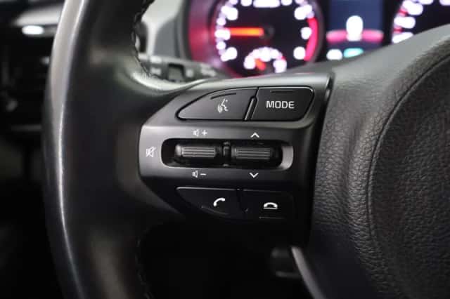 Kia Rio (2021) thumbnail 28