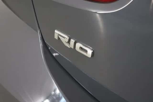 Kia Rio (2021) thumbnail 34