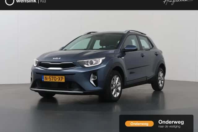 Kia Stonic (2022) thumbnail 1
