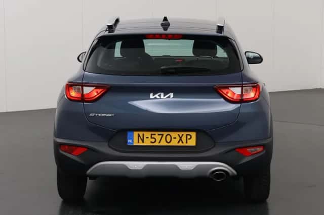 Kia Stonic (2022) thumbnail 4