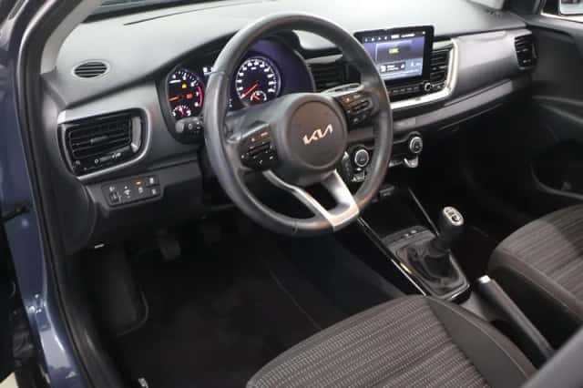 Kia Stonic (2022) thumbnail 7