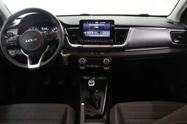 Kia Stonic (2022) thumbnail 8