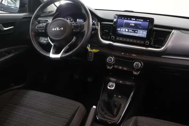 Kia Stonic (2022) thumbnail 9
