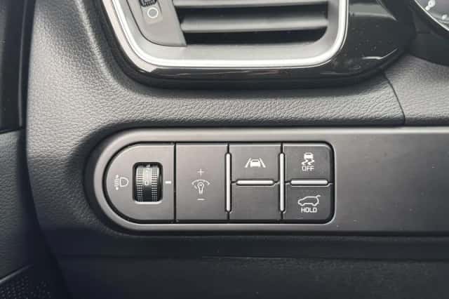 Kia XCeed (2025) thumbnail 15