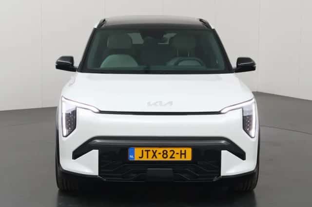 Kia EV3 (2026) thumbnail 3