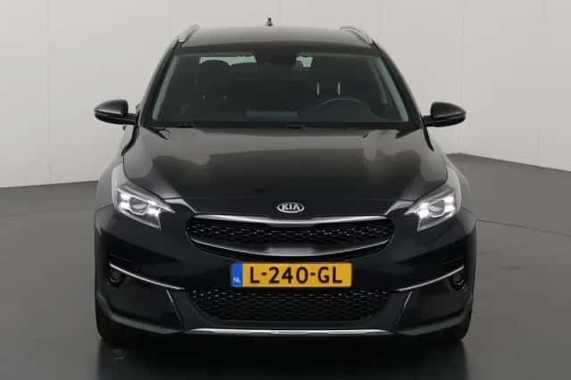 Kia XCeed (2021) thumbnail 3