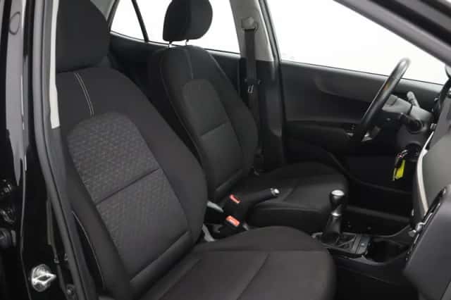 Kia Picanto (2023) thumbnail 10