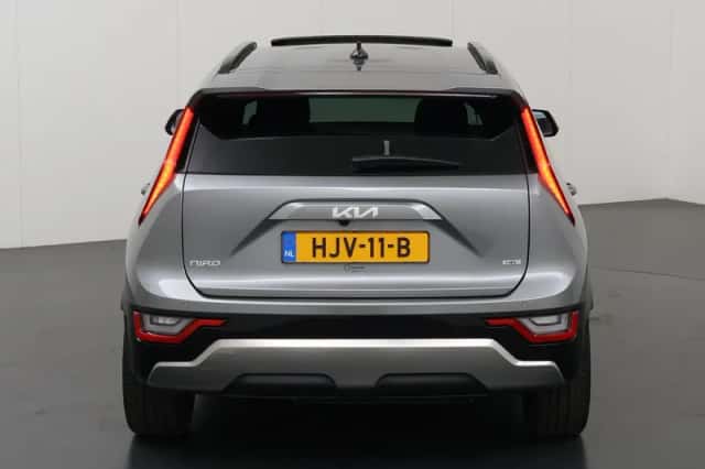 Kia Niro (2025) thumbnail 4