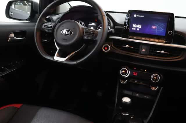 Kia Picanto (2021) thumbnail 9