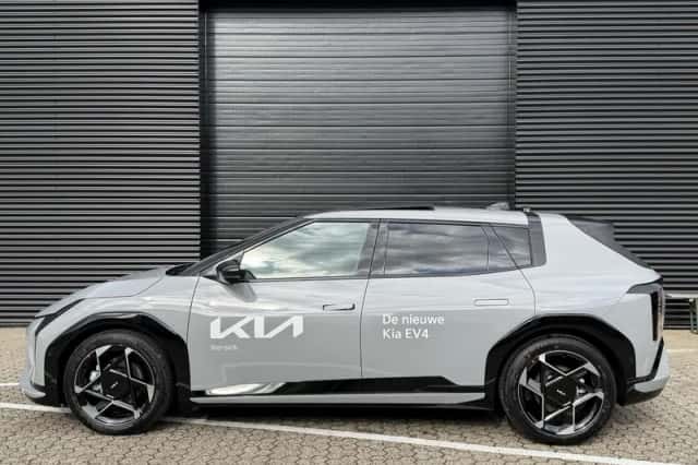 Kia EV4 (2025) thumbnail 5
