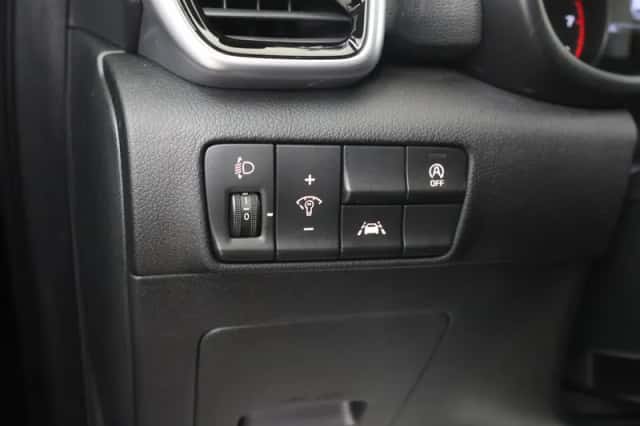 Kia Sportage (2021) thumbnail 32