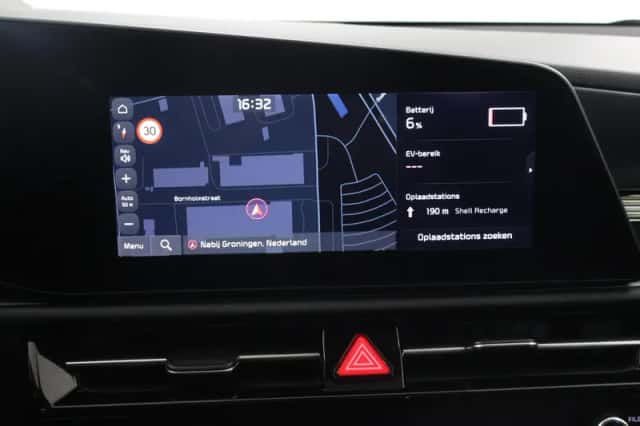 Kia Niro (2025) thumbnail 13