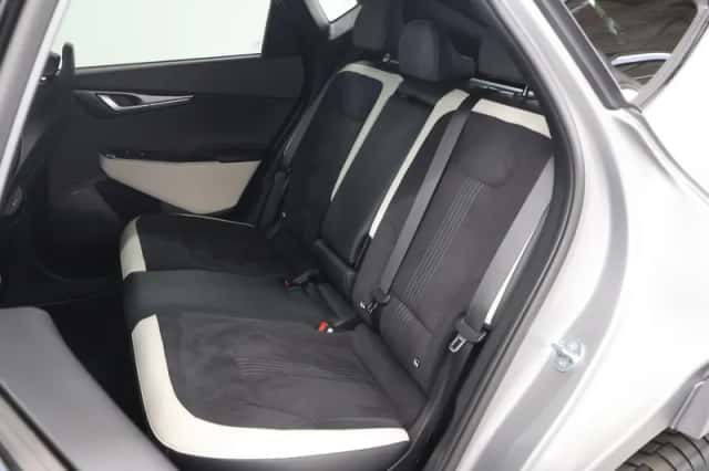 Kia EV6 (2024) thumbnail 11