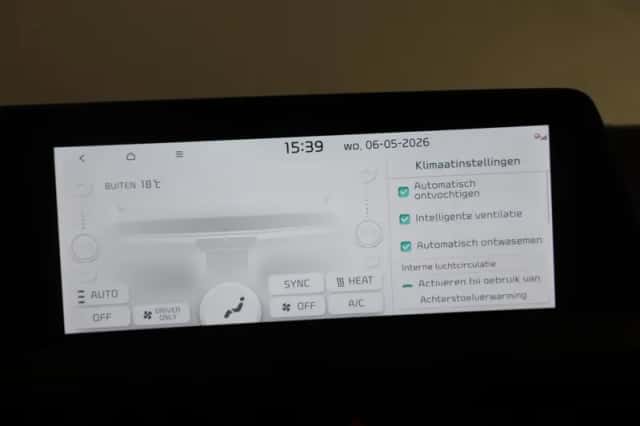 Kia EV6 (2024) thumbnail 18