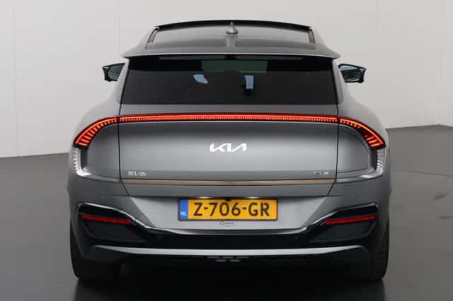 Kia EV6 (2024) thumbnail 4