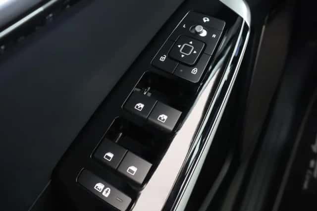 Kia EV6 (2024) thumbnail 37