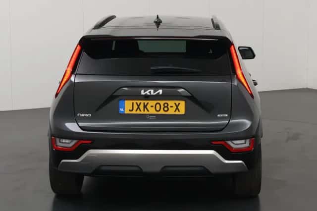 Kia Niro (2025) thumbnail 4