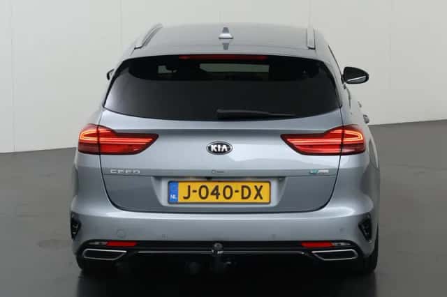 Kia Ceed Sportswagon (2020) thumbnail 4