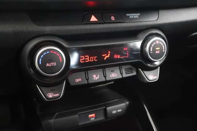 Kia Rio (2021) thumbnail 20