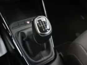 Kia Rio (2021) thumbnail 24