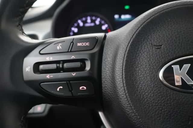 Kia Rio (2021) thumbnail 28