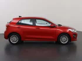 Kia Rio (2021) thumbnail 6