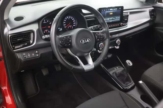 Kia Rio (2021) thumbnail 7