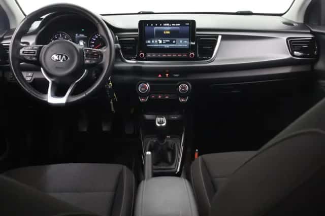 Kia Rio (2021) thumbnail 8