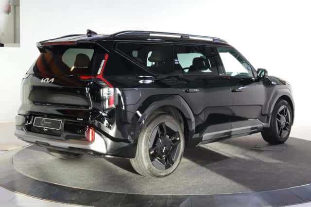 Kia EV9 (2026) thumbnail 2